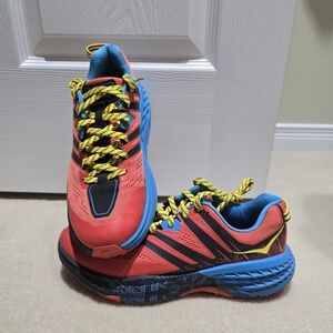 Hoka One One SpeedGoat4 trail running shoes. Mens 7.5